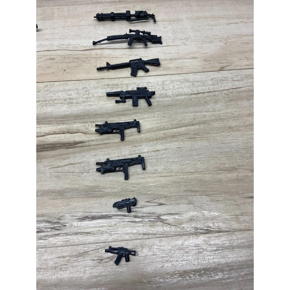 Military Action Figures Accessries Weapons Lot Of 24